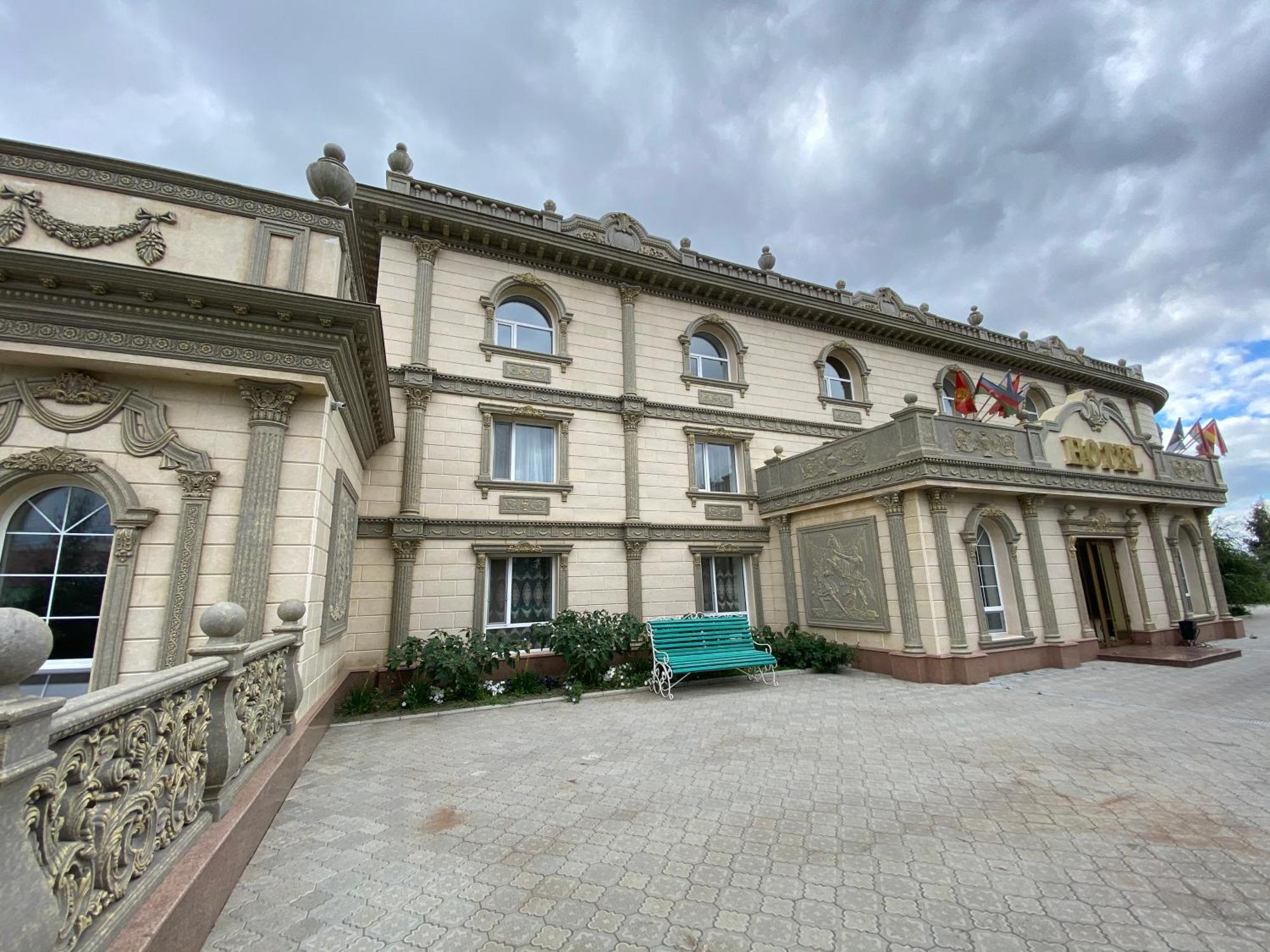 Hotel Astam Kostanay Exterior photo